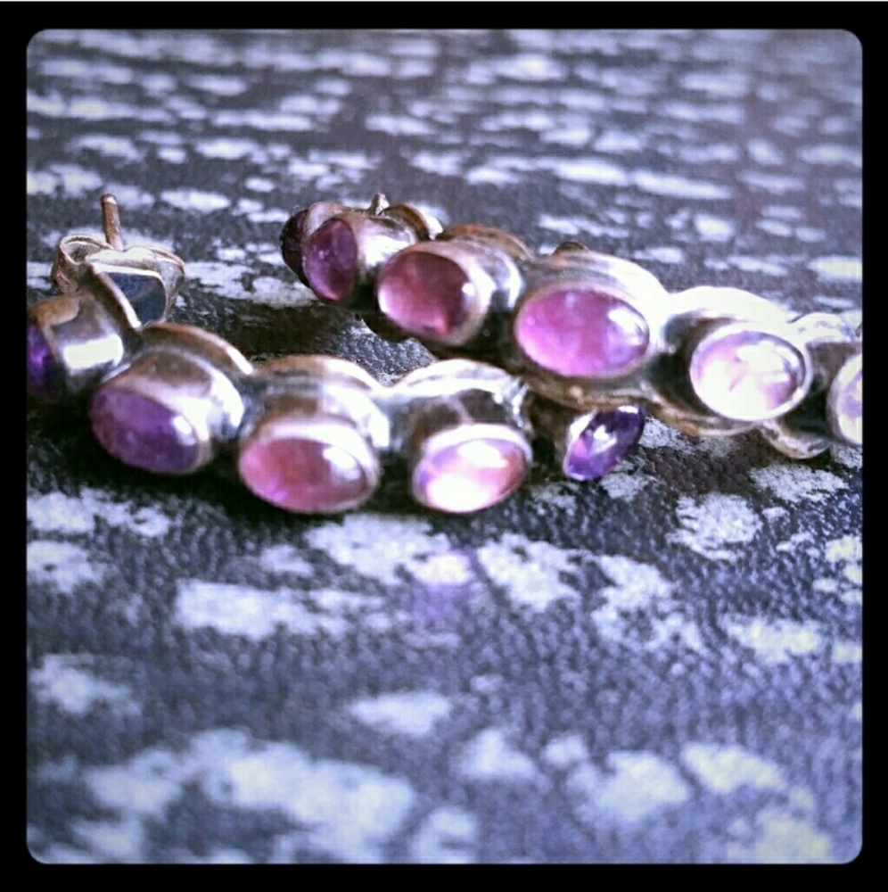 Vintage 90s Amethyst Inlay Half Hoop Earrings - Picture 4 of 4